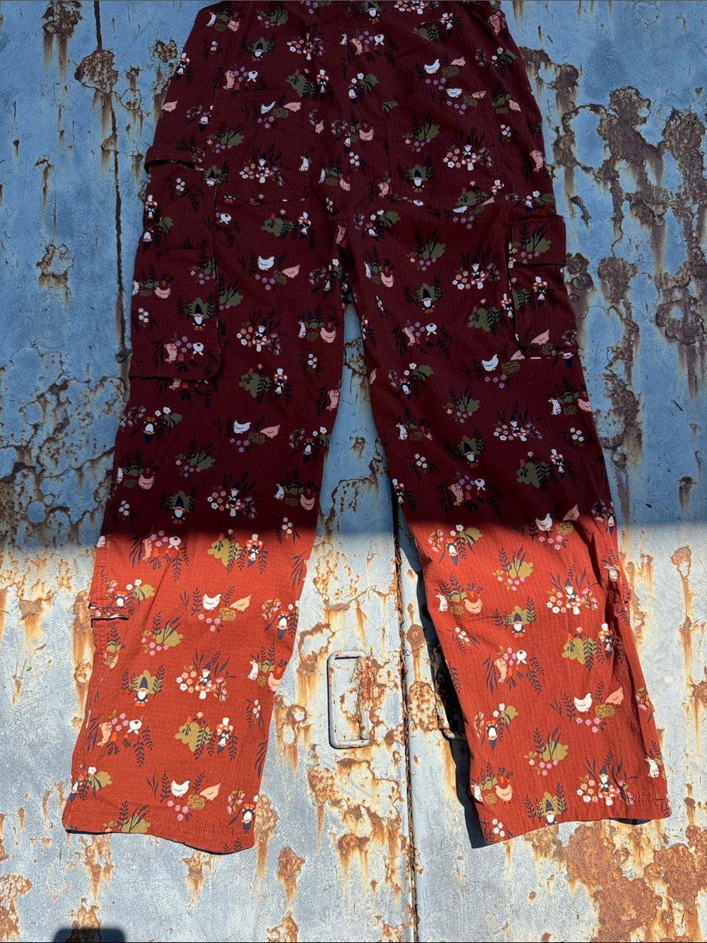 Limited Edition Duluth Heirloom Gardening Overalls - Picture 9 of 11